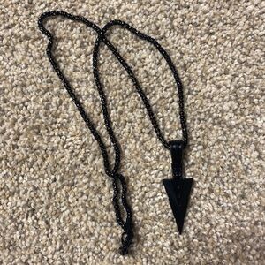 NEW - Unisex Men’s Spearhead Pendant Necklace (Zinc Alloy / Black)